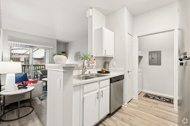 Interior Photo - Keystone Falls Apartment Homes