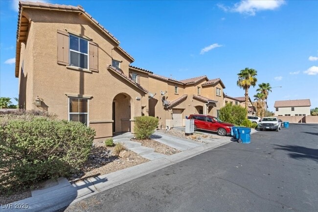 Foto del edificio - 4748 Golden Shimmer Ave