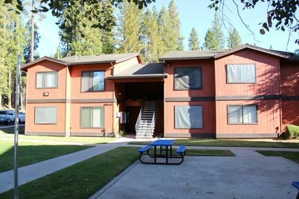 Sierra Meadows Apts