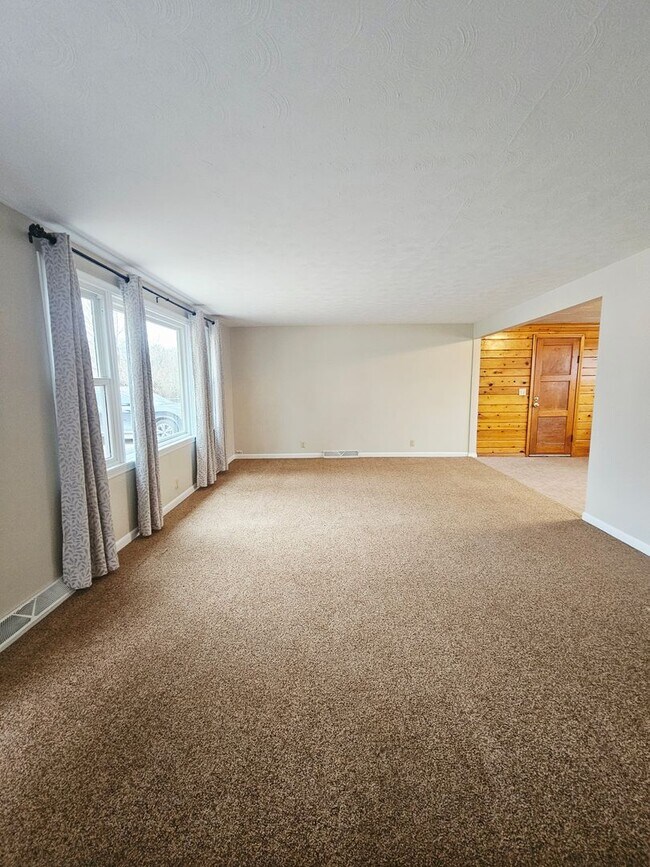 Foto del edificio - 4444 Seeaire St