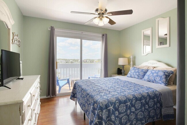 Foto del edificio - 608 Carolina Beach Ave S