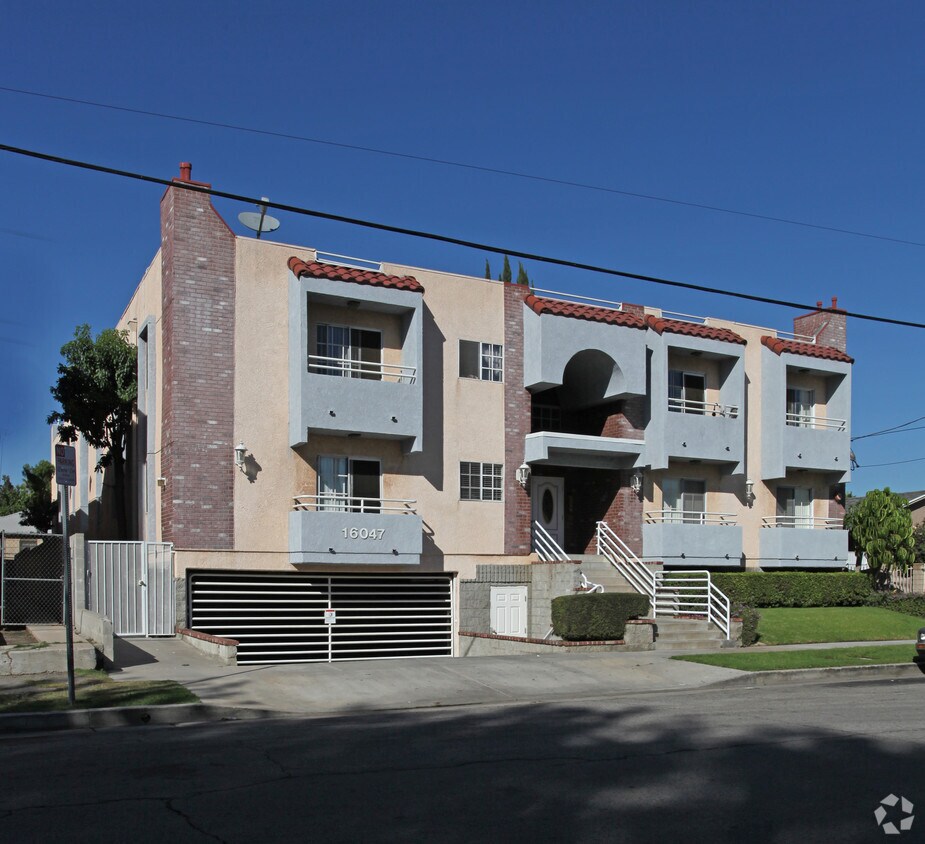 homes for rent van nuys