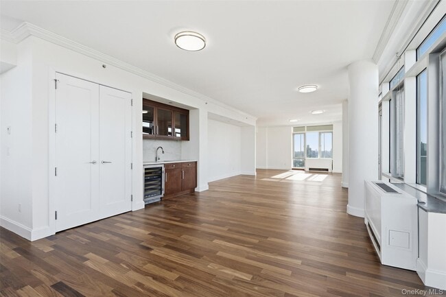 Foto del edificio - 3220 Arlington Ave