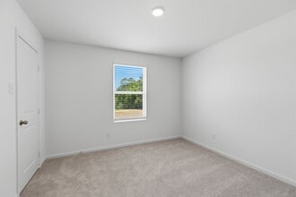 Building Photo - 15052 Ronan Dr