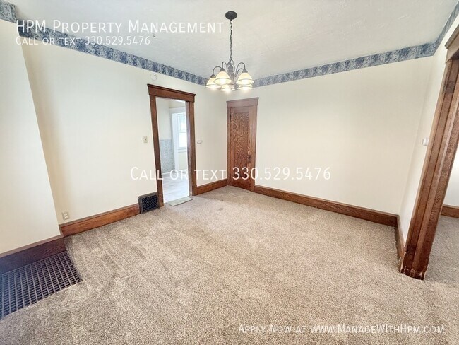 Foto del edificio - 212 14th St NW