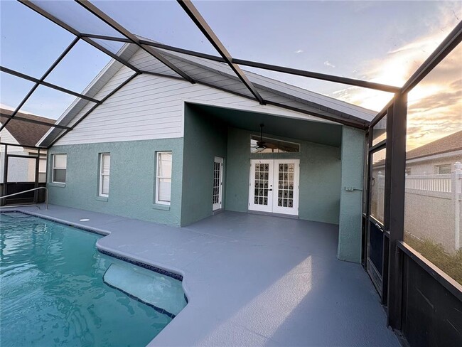 Building Photo - 11215 Crystal Glen Blvd