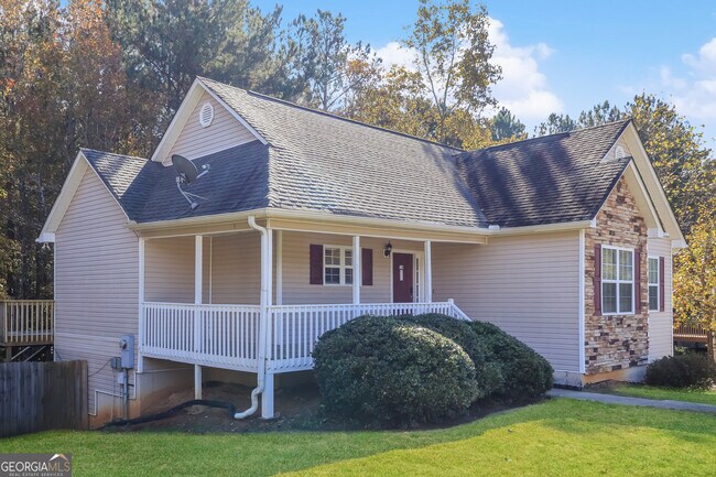 Building Photo - 13 Windrush Dr