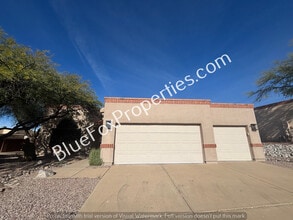 Building Photo - 5449 N Cres Ridge Dr