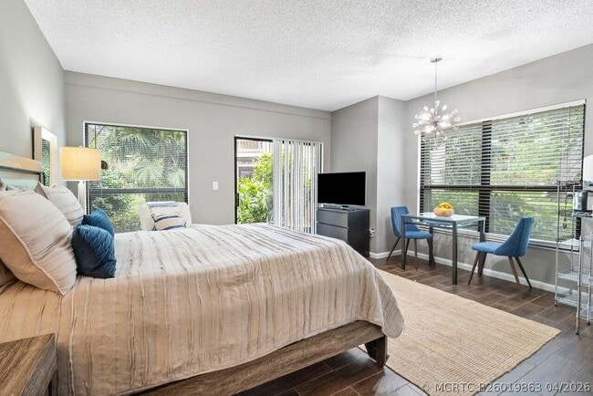 Building Photo - 11863 Wimbledon Cir