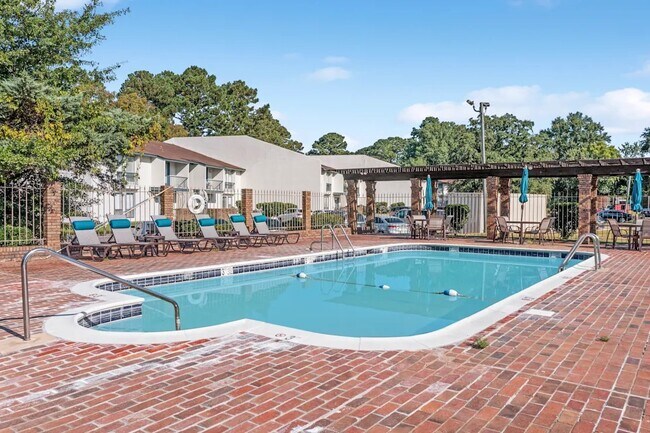 Piscina - Park at Monticello