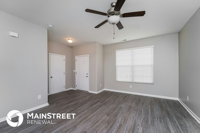 Building Photo - 3201 Cotton Ln