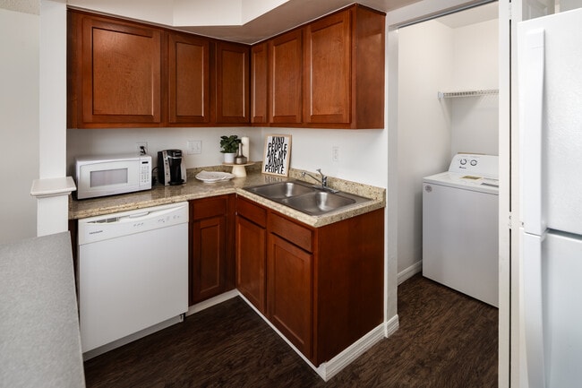 Photo - University Commons Apartments