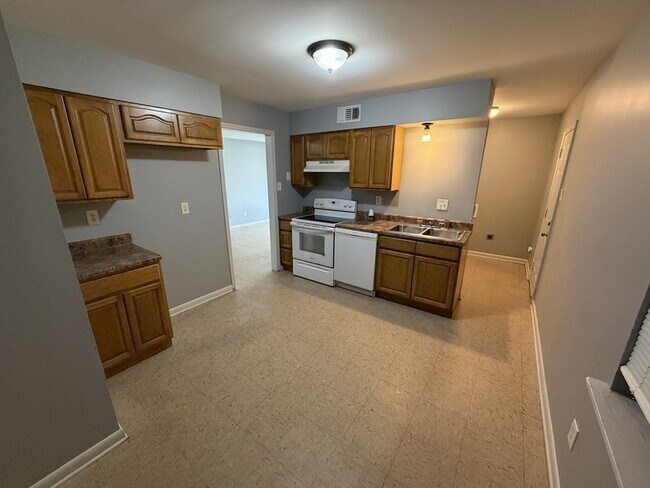 Foto del edificio - 5440 Flowering Peach Dr