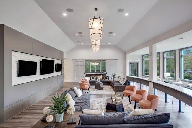 Interior Photo - Grove at Somerset
