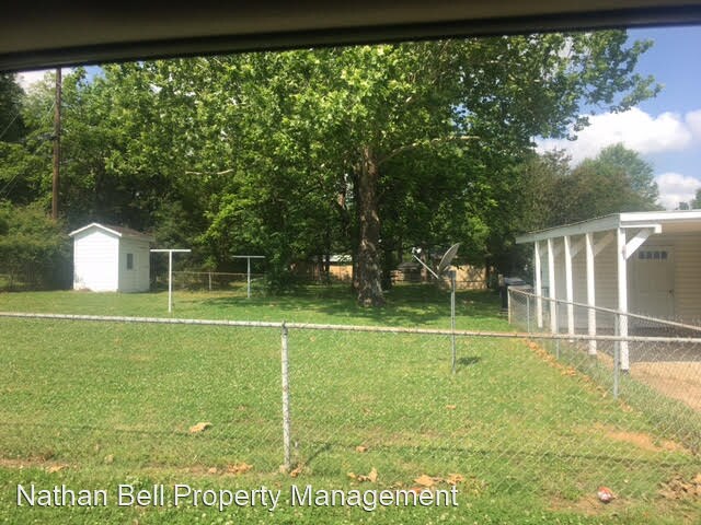 Building Photo - 3 br, 1 bath House - 2490 Beverly Dr