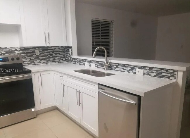 Foto del edificio - 12881 SW 30th St