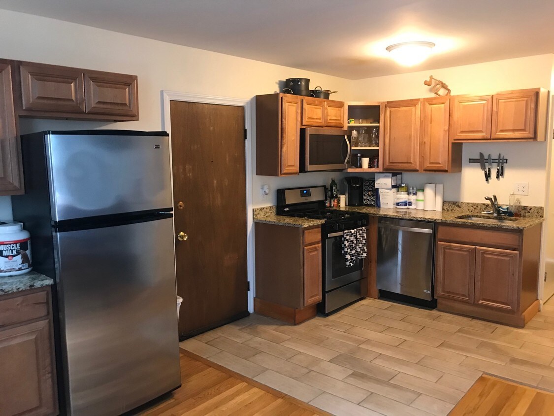 Foto principal - 37 Davis Square