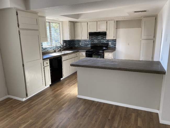 Photo - 3871 W Mars St House