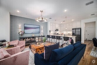 Building Photo - 7665 Reis Ln