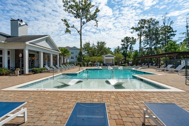 Pool - Bluewater at Bolton's Landing