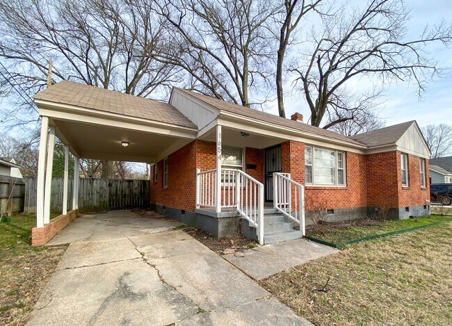 Foto del edificio - 1654 Dearing Rd