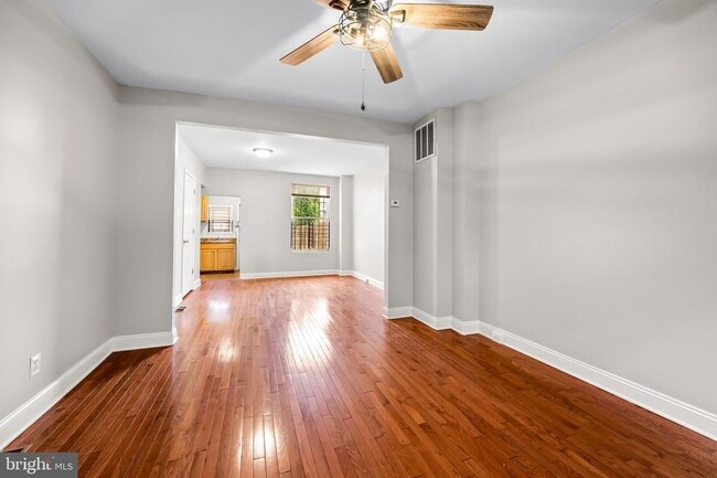 Building Photo - 414 N Bouldin St