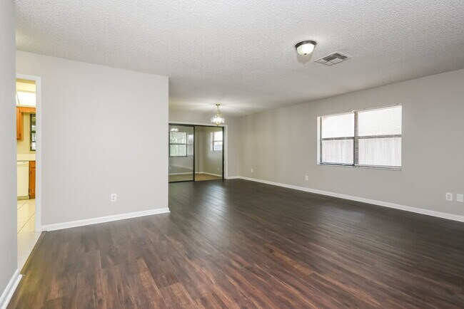 Foto del edificio - 104 Lake Daisy Terrace