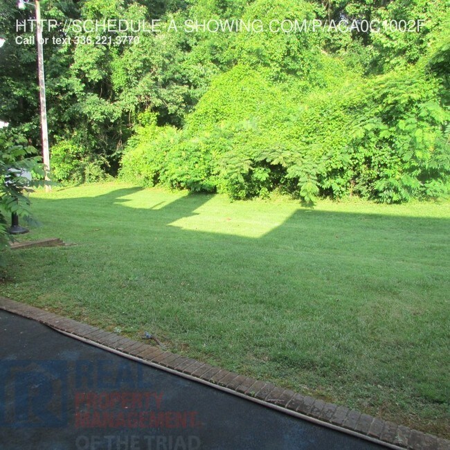 Foto del edificio - 1718 Beaucrest Ave