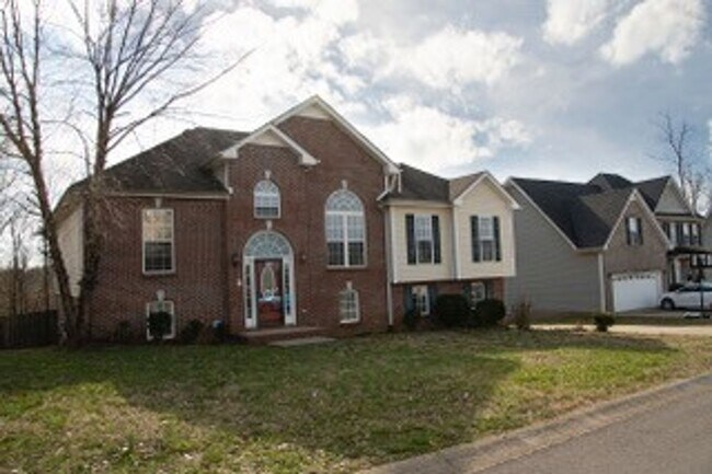 Foto del edificio - 514 Winding Bluff Way