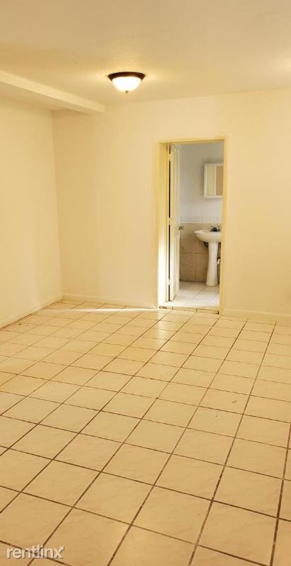 Building Photo - 4 br, 2 bath House - 9870 Nicaragua Ave