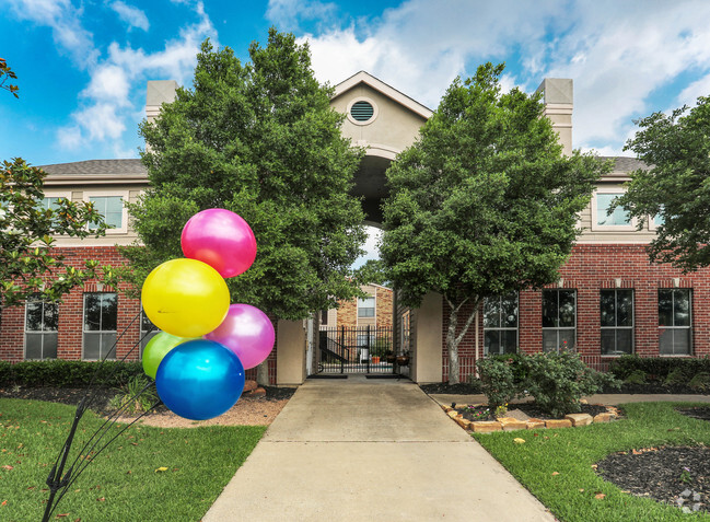 Leasing Office - Redstone Apartments