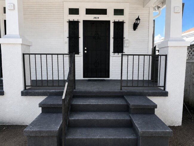 Photo - 1614 Industry St Apartment