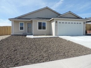 Building Photo - 4555 Rutledge St