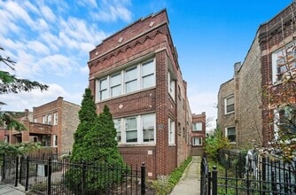 Building Photo - 2246 N Springfield Ave