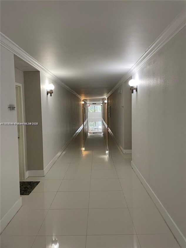 Foto del edificio - 200 Lakeview Dr