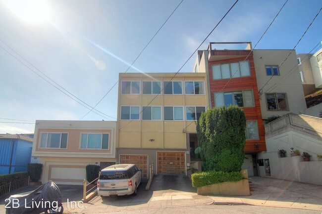Building Photo - 719 Moraga St