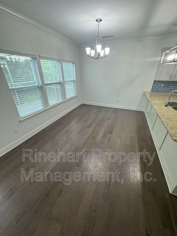 Building Photo - 1049 Ellis Pond Dr