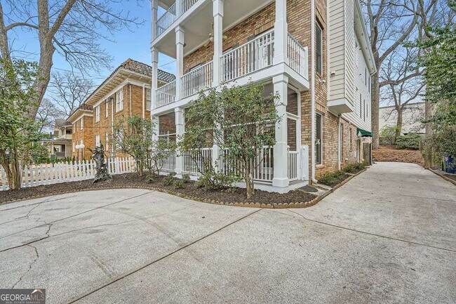 Foto del edificio - 397 4th St NE