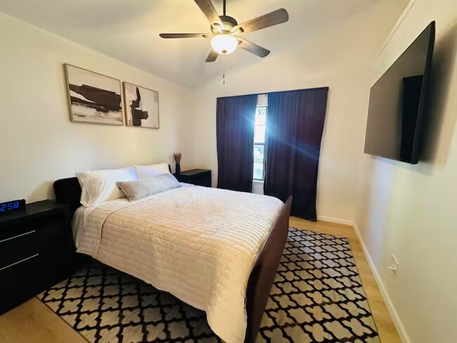 Foto del edificio - 4629 Amherst Ln