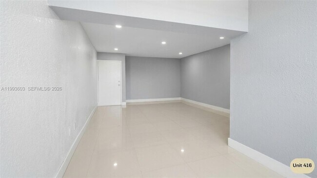 Foto del edificio - 750 NW 43rd Ave