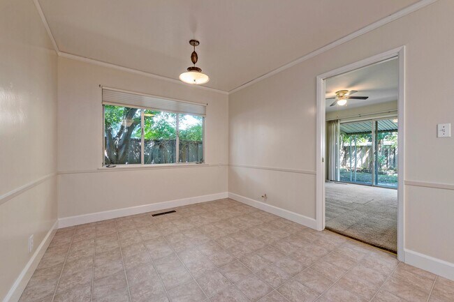 Foto del edificio - Single Family Home in Great West San Jose Neighborhood