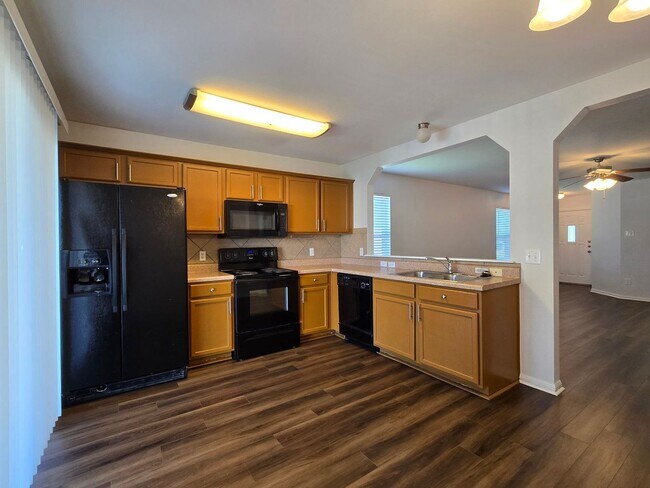 Foto del edificio - SECTION 8 / HUD ACCEPTED & RENT REDUCTION ...