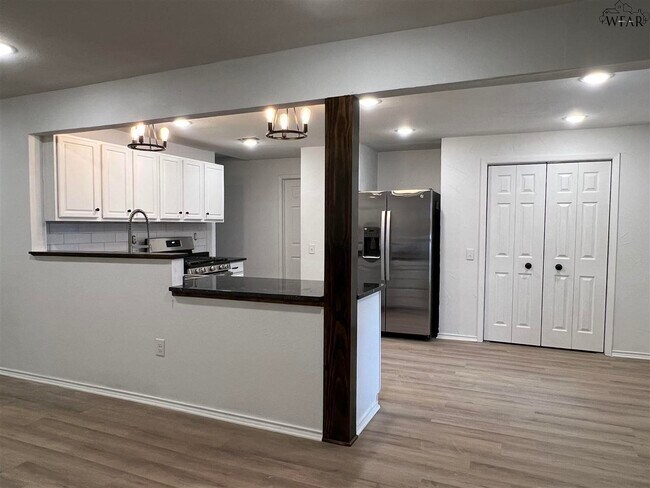 Foto del edificio - 4108 Abbott Ave