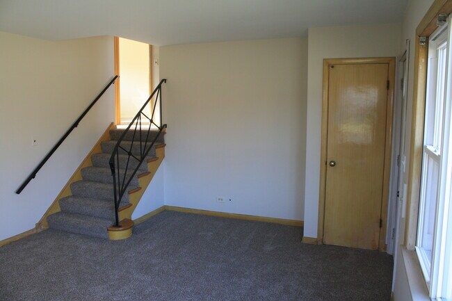 Foto del edificio - 738 Barnsdale Rd