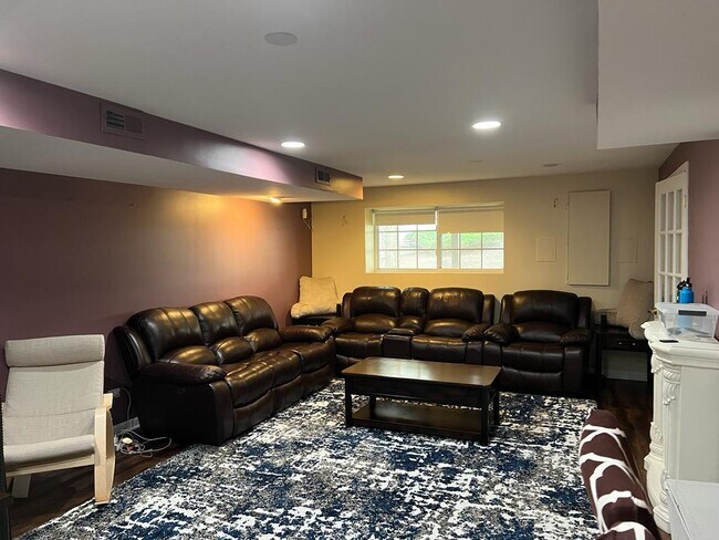 Building Photo - 1258 Townes Cir