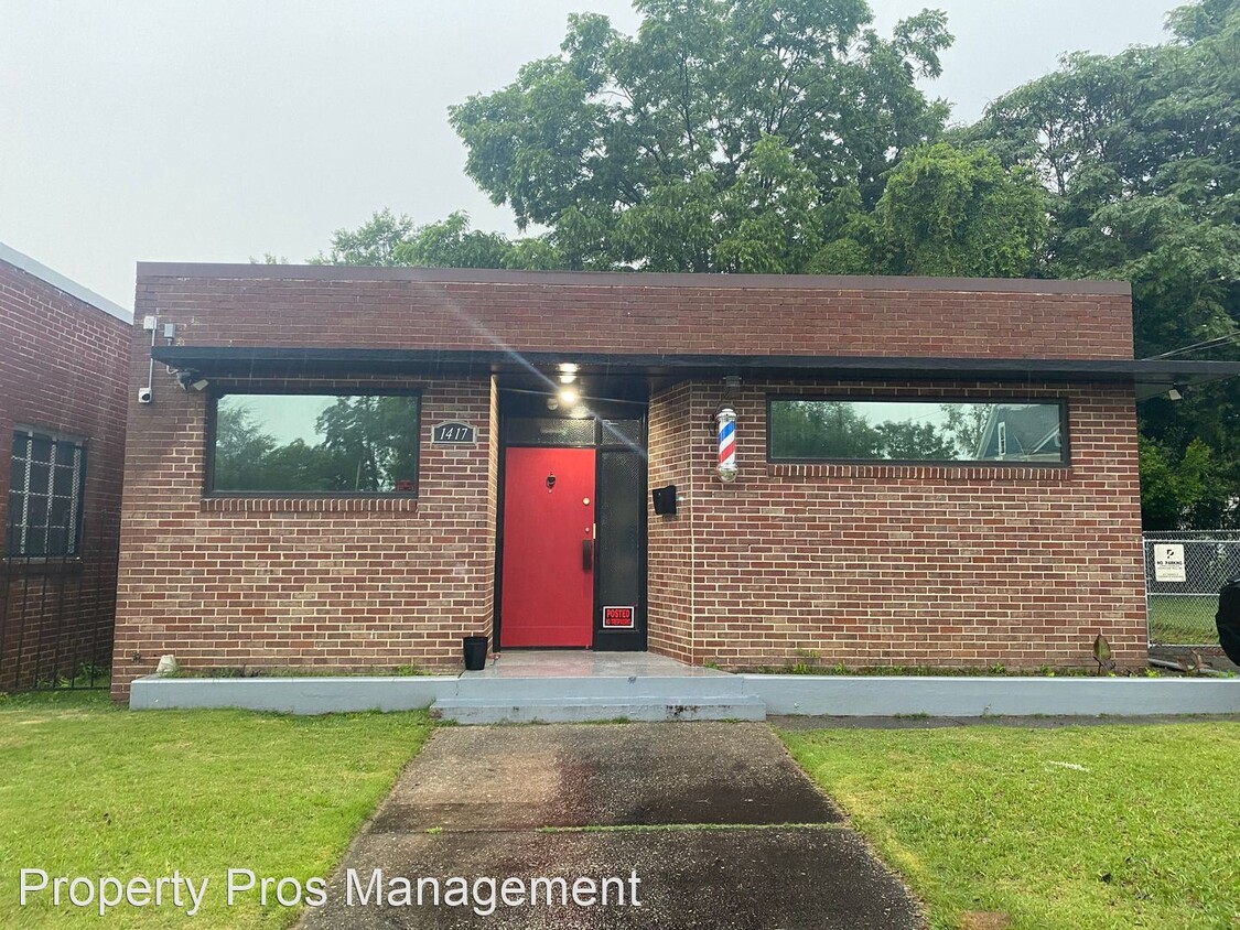 Primary Photo - Studio, 2 bath House - 1417 Barnwell Street