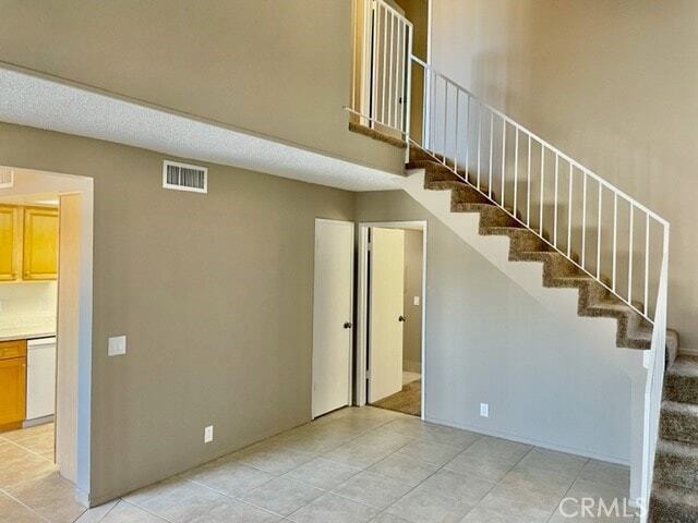 Foto del edificio - 51085 Eisenhower Dr