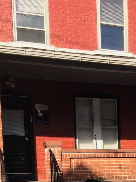 Entrance - 310 State St