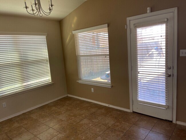 Building Photo - 6629 La Sol Ln