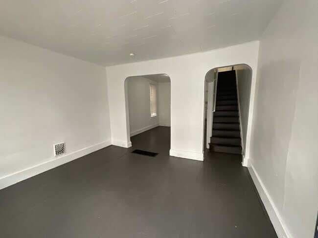 Foto del edificio - 342 Smyser St